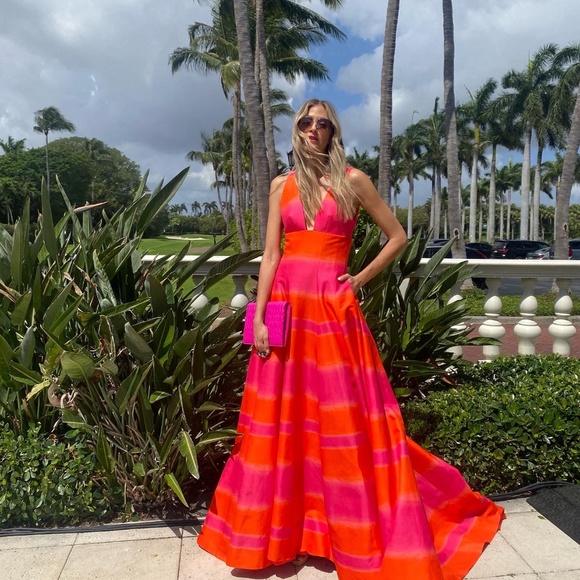 From my closet to yours ✨ - Picture 3 of 8